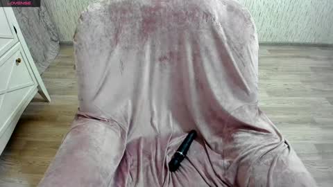 Snapshot of juliana_gonebad chatting on January 5, 2025, 11:26 am Julia online show from January 5, 2025, 11:26 am