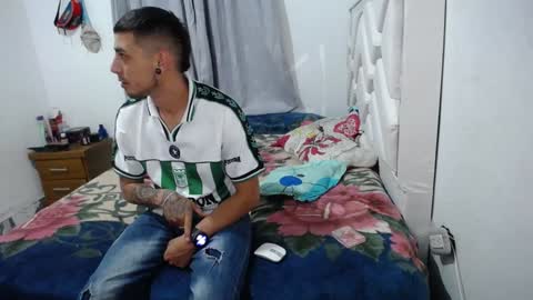 Juliana online show from December 6, 2024, 1:07 am