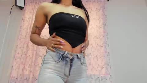 Juliana online show from September 27, 2025, 2:11 pm