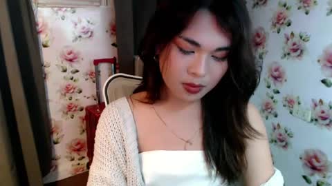 julianfoxs online show from July 14, 2026, 12:44 pm