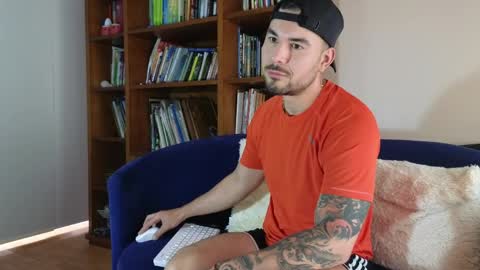 Julian online show from April 24, 2026, 2:08 pm