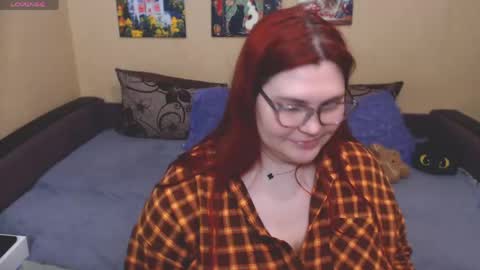 Snapshot of juliasane_ chatting on April 18, 2026, 7:58 pm Jul online show from April 18, 2026, 7:58 pm