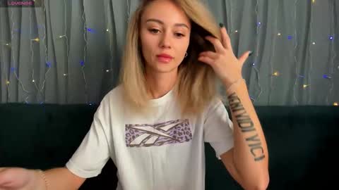 Snapshot of juliastar41 chatting on October 21, 2025, 3:07 am Yulya online show from October 21, 2025, 3:07 am