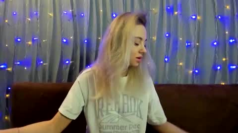 Yulya online show from January 6, 2026, 3:10 am