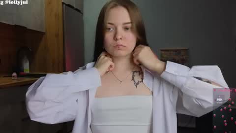 julidropp online show from March 8, 2025, 7:53 pm