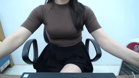 julie9x online show from February 18, 2026, 8:54 am