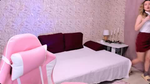 Snapshot of julie_flores chatting on January 5, 2025, 4:16 pm Julie online show from January 5, 2025, 4:16 pm