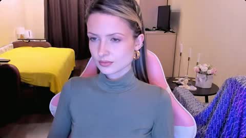 Snapshot of julie_flores chatting on February 27, 2026, 3:45 pm Julie online show from February 27, 2026, 3:45 pm