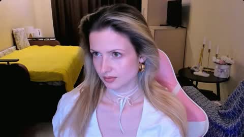 Julie online show from March 17, 2026, 3:15 pm