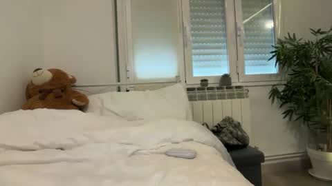 Snapshot of julieannd40 chatting on March 31, 2026, 4:07 pm Julie online show from March 31, 2026, 4:07 pm