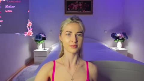julieblazex online show from May 28, 2026, 8:50 pm