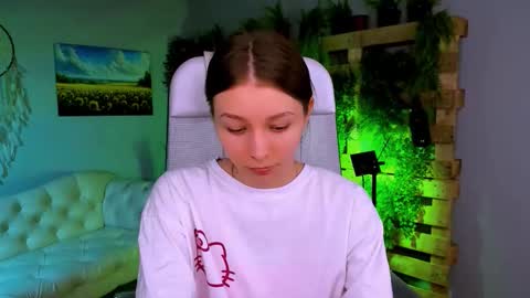 juliedaniel online show from November 21, 2025, 8:13 am