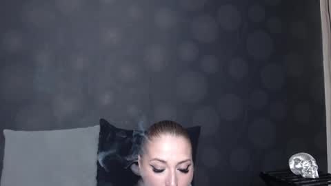 Snapshot of juliediamond chatting on October 20, 2025, 11:27 pm julia online show from October 20, 2025, 11:27 pm