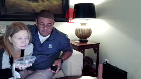 Julie Holliday online show from October 7, 2025, 12:46 pm