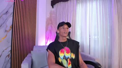 Snapshot of juliensaint_ chatting on September 18, 2025, 11:56 am Julien online show from September 18, 2025, 11:56 am