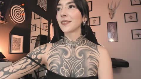 juliet_sourire online show from March 16, 2026, 3:27 pm