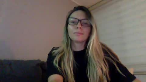 julieta0623 online show from July 15, 2026, 2:06 am