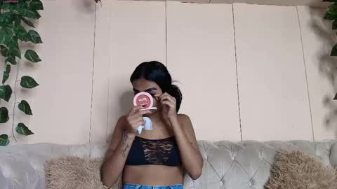 Juli online show from April 28, 2026, 7:08 pm