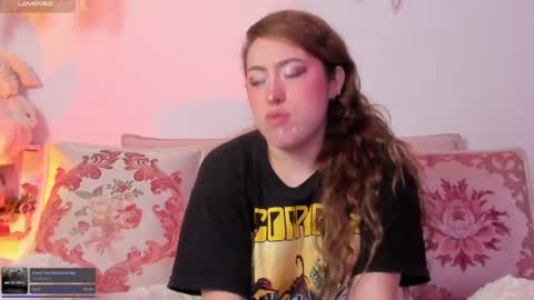 Juli  online show from September 30, 2025, 3:55 am