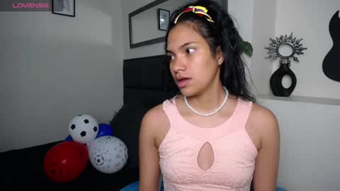Snapshot of julieta_parker7 chatting on June 19, 2026, 2:16 am Julieta online show from June 19, 2026, 2:16 am