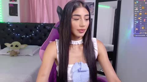 Julieta online show from May 28, 2026, 2:36 pm
