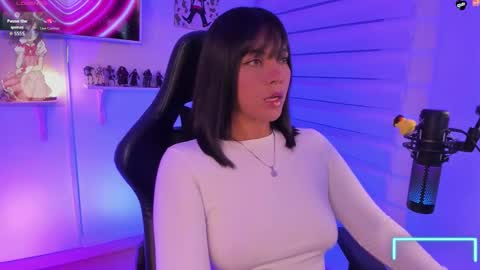 Julieta  online show from November 17, 2025, 3:23 am