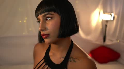 julietawinona online show from March 9, 2025, 8:42 pm