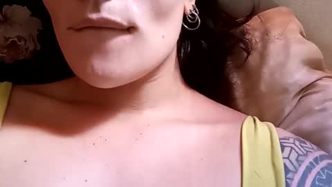 julietfranc28 online show from March 12, 2026, 6:03 pm