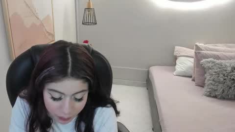 Snapshot of julieth_brown_ chatting on February 21, 2026, 6:09 pm Julieth online show from February 21, 2026, 6:09 pm