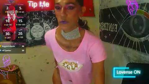 Julieth Wolf online show from November 8, 2025, 8:51 pm