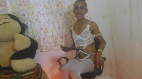 Julieth Wolf online show from February 13, 2026, 8:21 am