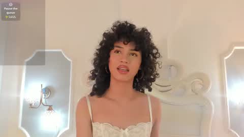 Snapshot of julietta___ chatting on July 10, 2026, 12:19 pm julietta online show from July 10, 2026, 12:19 pm