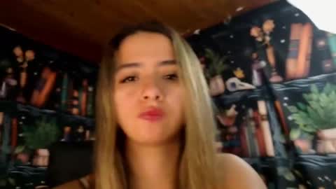 Julietta Jackson online show from February 10, 2025, 8:42 pm