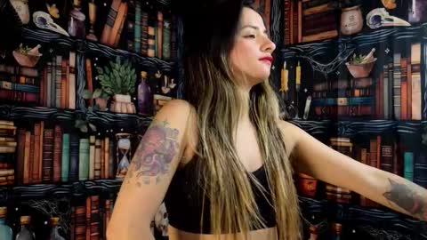 Julietta Jackson online show from November 19, 2025, 8:42 pm