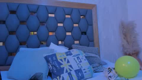 juliette_pretty_ online show from March 15, 2026, 7:09 pm