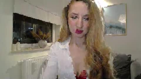 JulietteSensual online show from February 25, 2026, 5:11 pm