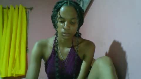 juliexexy online show from December 25, 2024, 10:37 pm