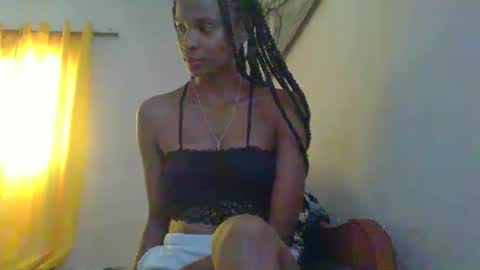 juliexexy online show from February 27, 2025, 5:02 am