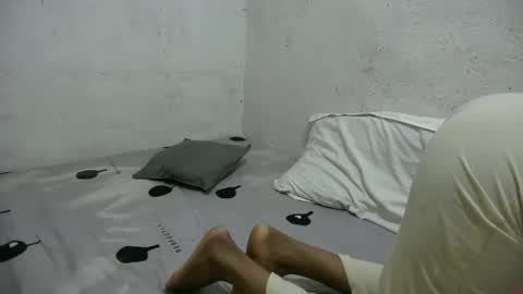 juliexexy online show from September 28, 2025, 7:25 am
