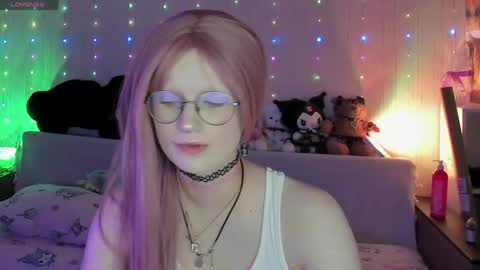 julifisher online show from June 6, 2026, 1:54 am