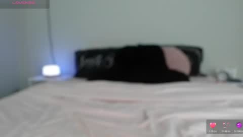 Snapshot of julimonroe chatting on July 5, 2026, 2:51 am Juli Monroe online show from July 5, 2026, 2:51 am
