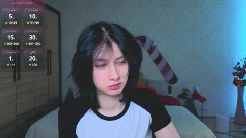 Snapshot of julissweet chatting on February 8, 2026, 8:29 am Asmodeus online show from February 8, 2026, 8:29 am