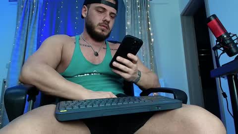 JULiUS   online show from January 20, 2025, 9:43 pm