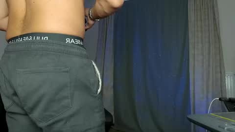 JULiUS   online show from February 26, 2025, 10:20 pm