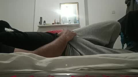 juliusrad online show from September 25, 2025, 5:44 am