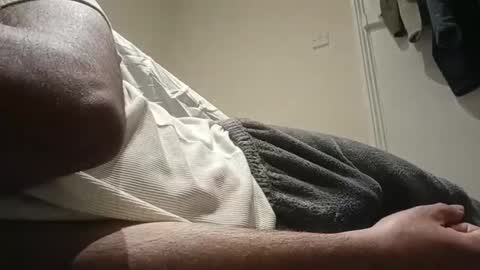 juliusrad online show from October 19, 2025, 2:34 am