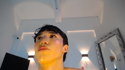 jullian online show from April 7, 2026, 9:04 pm