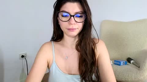 Jully online show from January 20, 2025, 12:49 pm