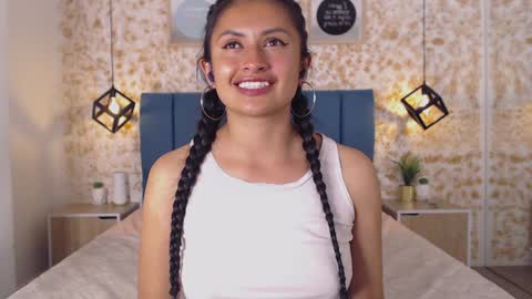 Julietha  online show from December 4, 2024, 11:46 pm