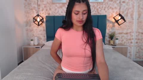 Julietha  online show from December 26, 2024, 8:32 pm